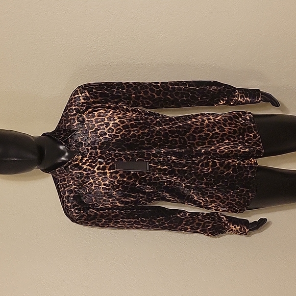 Men's Dress Shirt - Picture 1 of 9